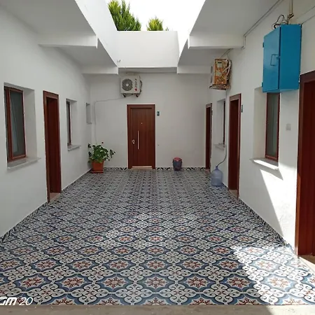 Alojamento de Acomodação e Pequeno-almoço Kalipso Çeşme