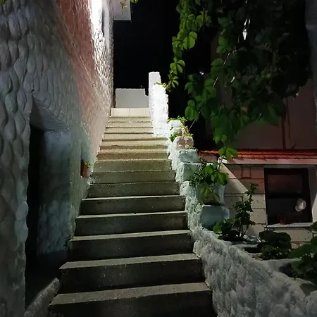 Kalipso Bed & Breakfast