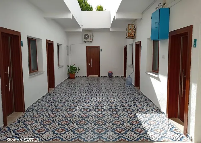 Alojamento de Acomodação e Pequeno-almoço Kalipso Çeşme